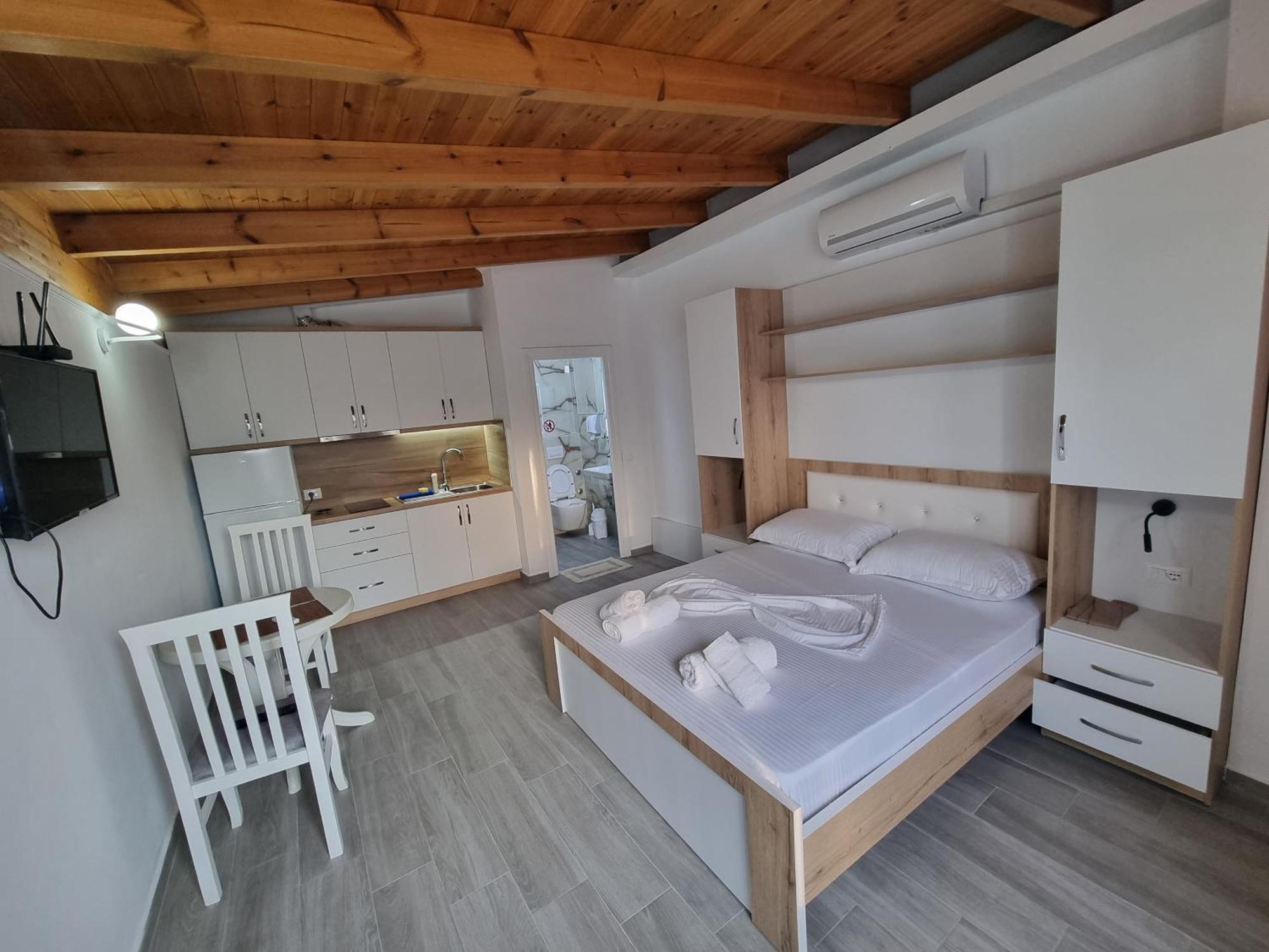 Vila Soleil Vlorë Habitación foto