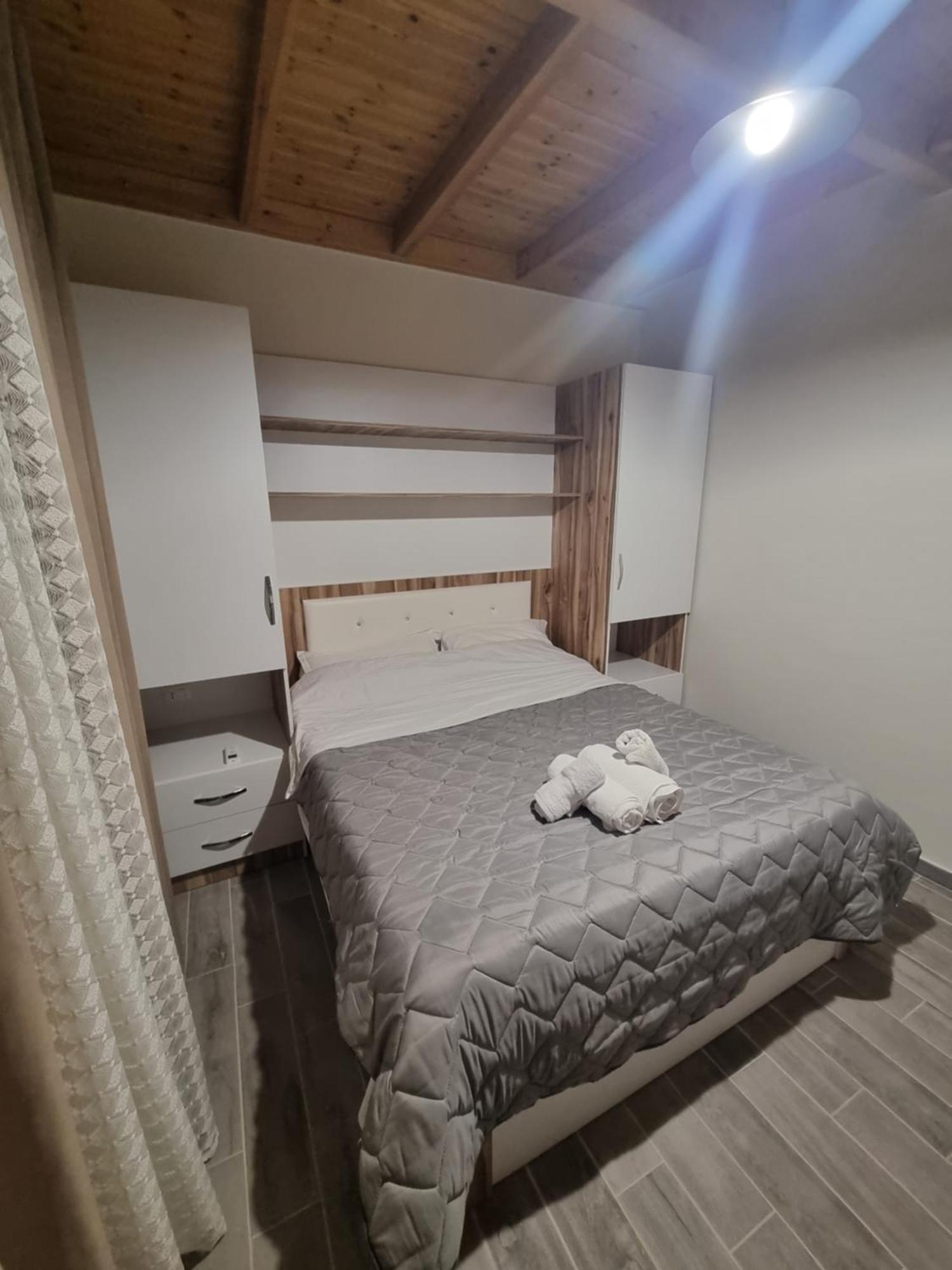 Vila Soleil Vlorë Habitación foto